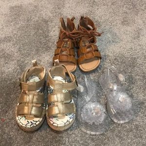 **Bundle of shoes**